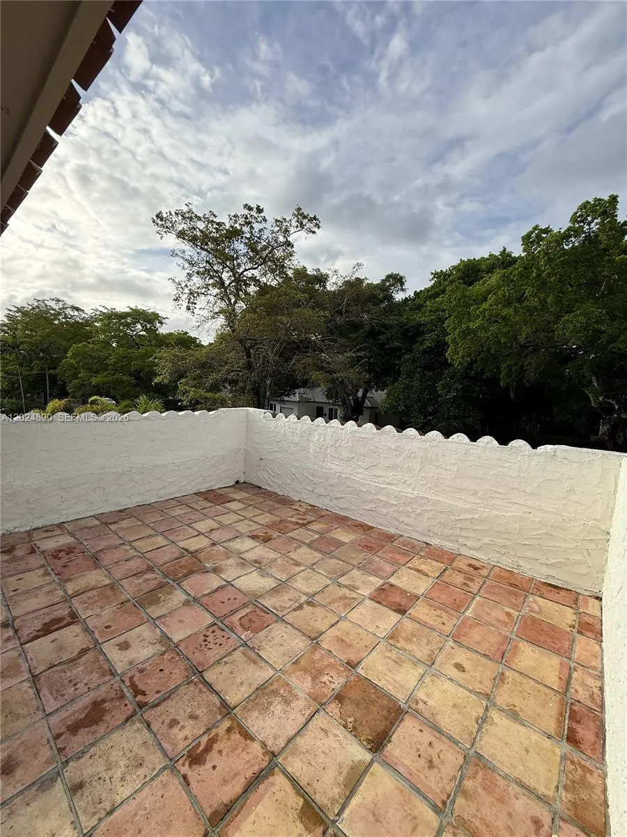 502 Madeira Ave # A, Coral Gables FL 33134
