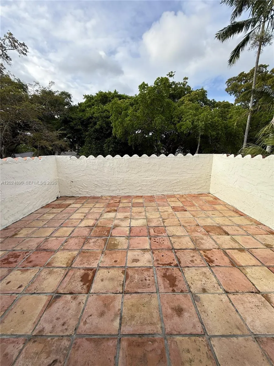 502 Madeira Ave # A, Coral Gables FL 33134