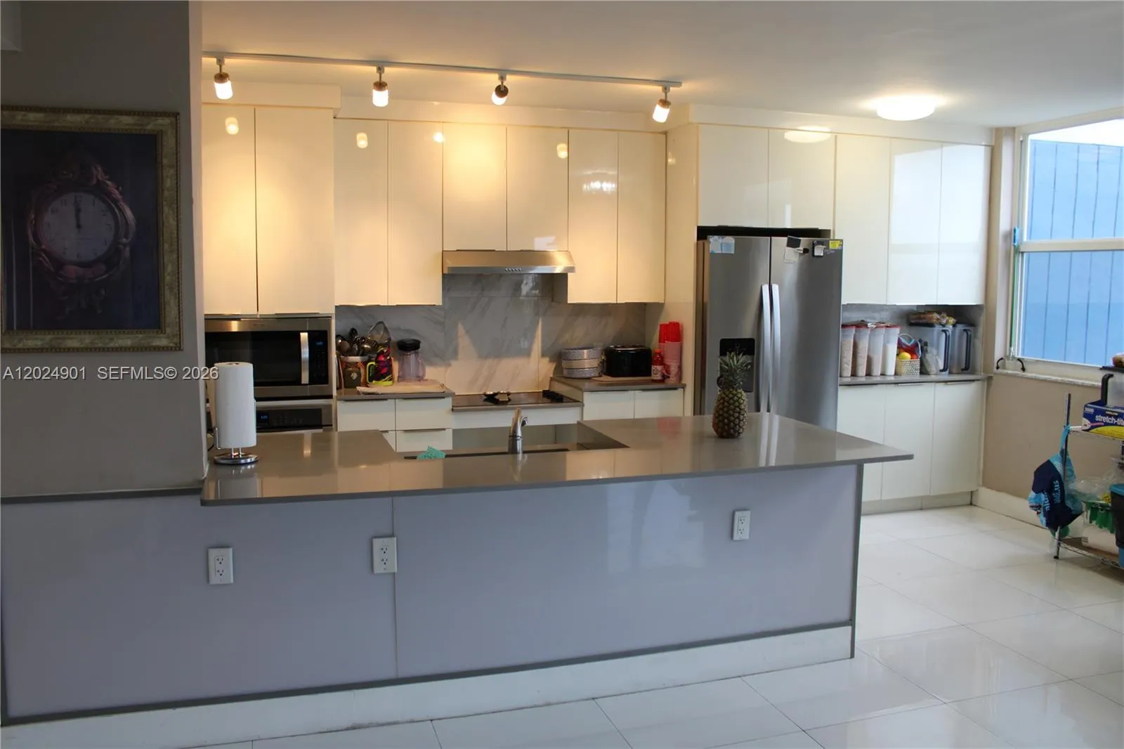 4200 Hillcrest Dr # 820, Hollywood FL 33021