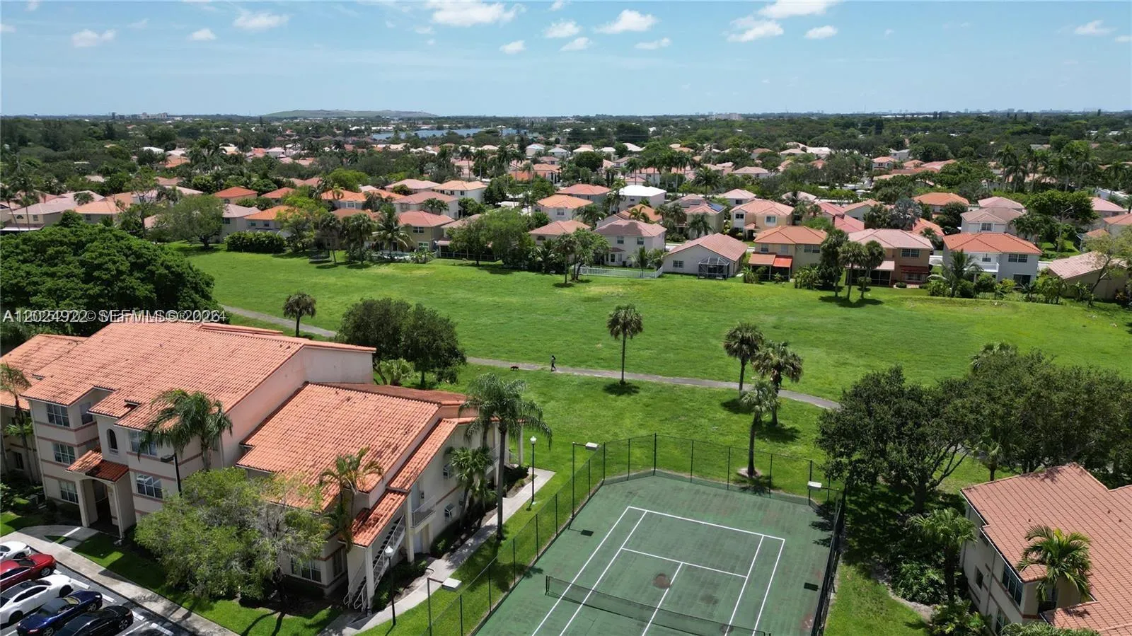 3420 N Pinewalk Dr N # 717, Margate FL 33063