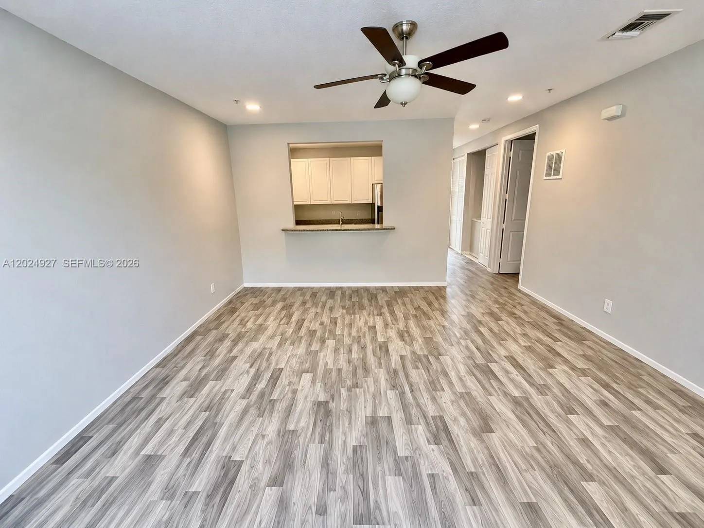 3909 White Peacock Ln, Coconut Creek FL 33073