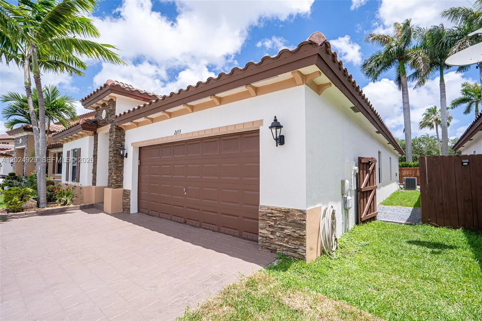 2655 NE 2nd Dr, Homestead FL 33033