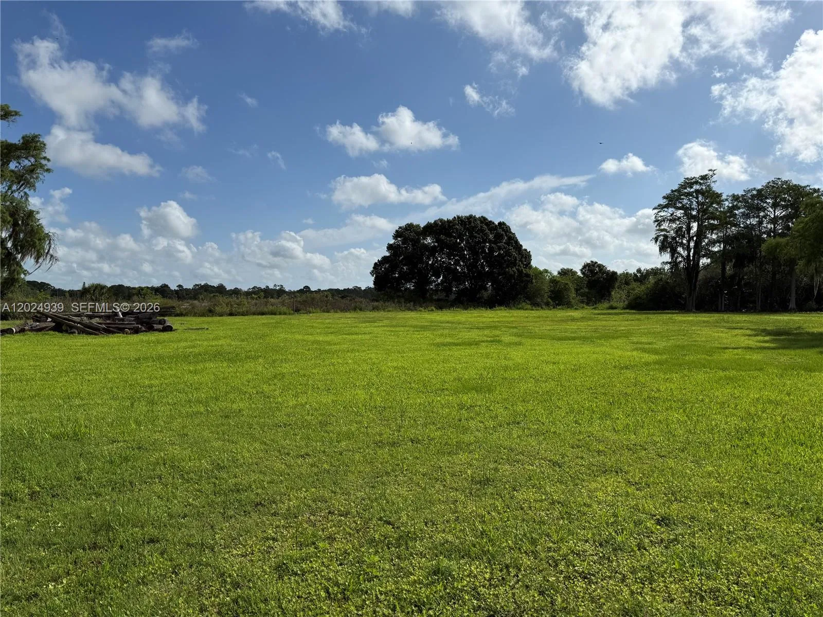 709 SIBONEY AVE, Clewiston FL 33440