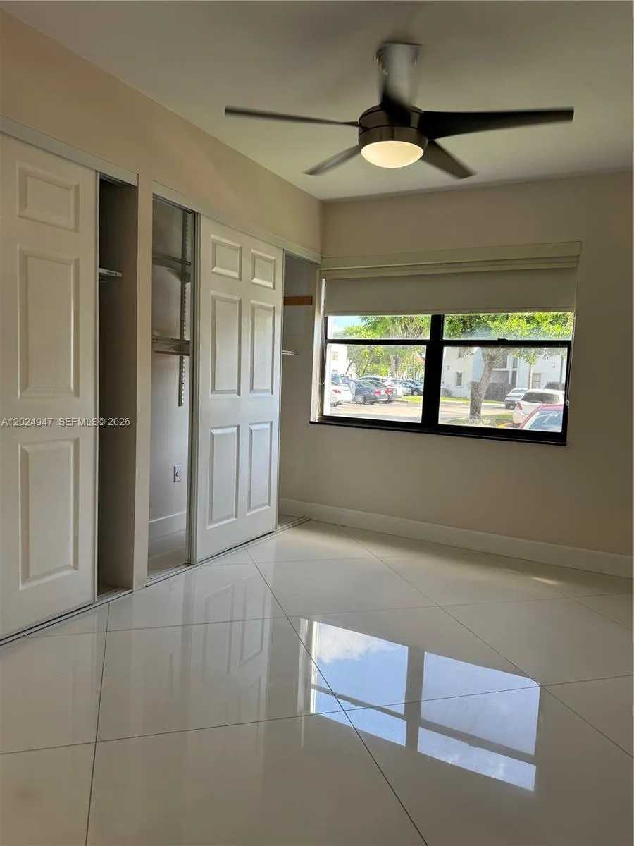 9411 Fontainebleau Blvd # 108, Miami FL 33172