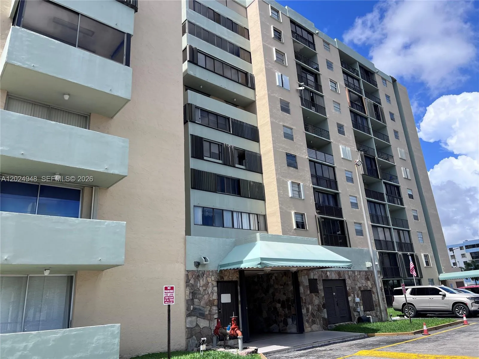 5055 NW 7th St # 301, Miami FL 33126