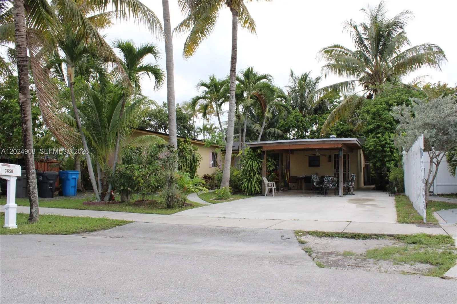 3650 SW 39th Ave, West Park FL 33023