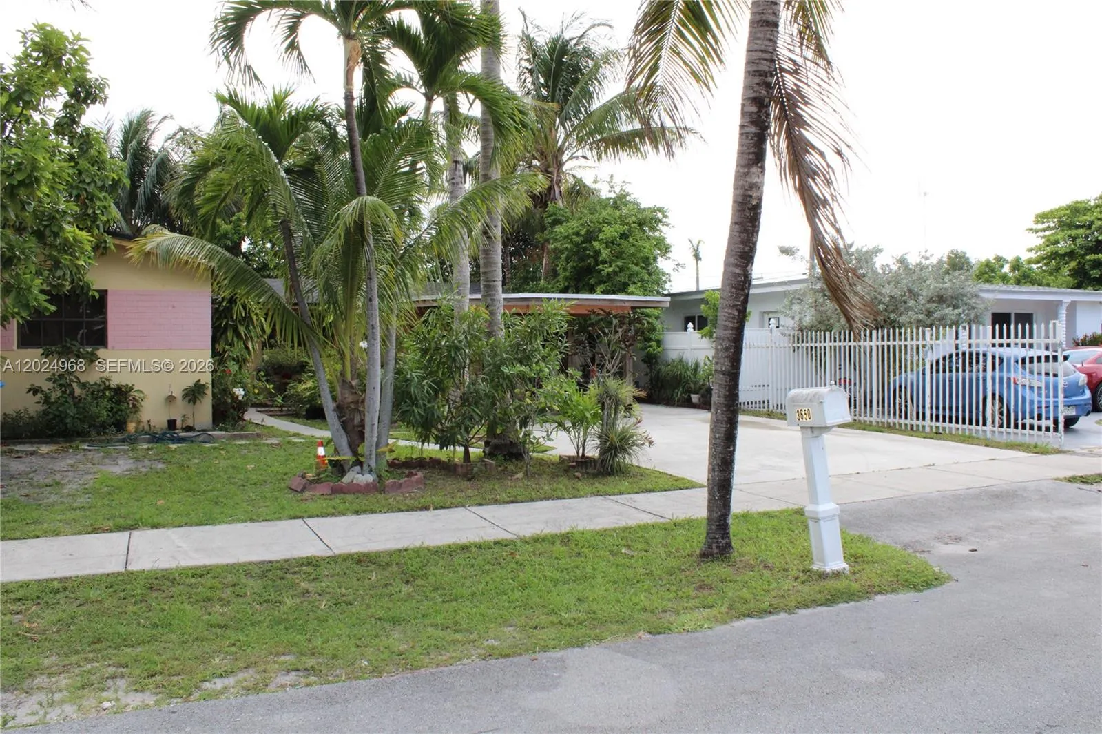 3650 SW 39th Ave, West Park FL 33023