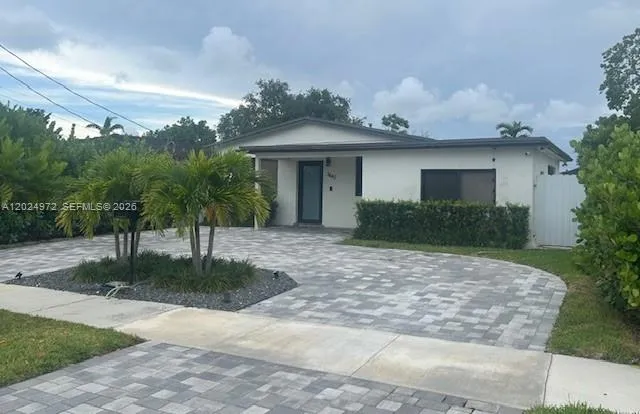 3440 SW 91st Ave, Miami FL 33165