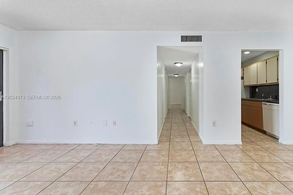 7403 SW 152nd Ave # 2, Miami FL 33193