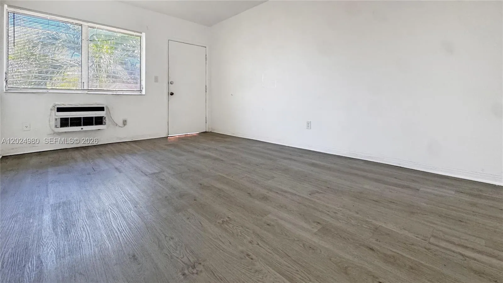 7717 Byron Ave # 9, Miami Beach FL 33141