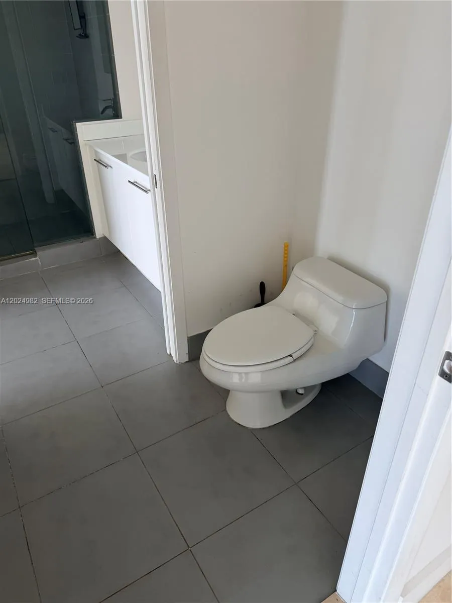 92 SW 3rd St # 3909, Miami FL 33130