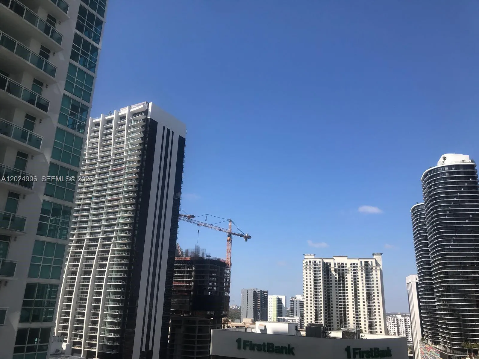 950 Brickell Bay Dr # 2000, Miami FL 33131