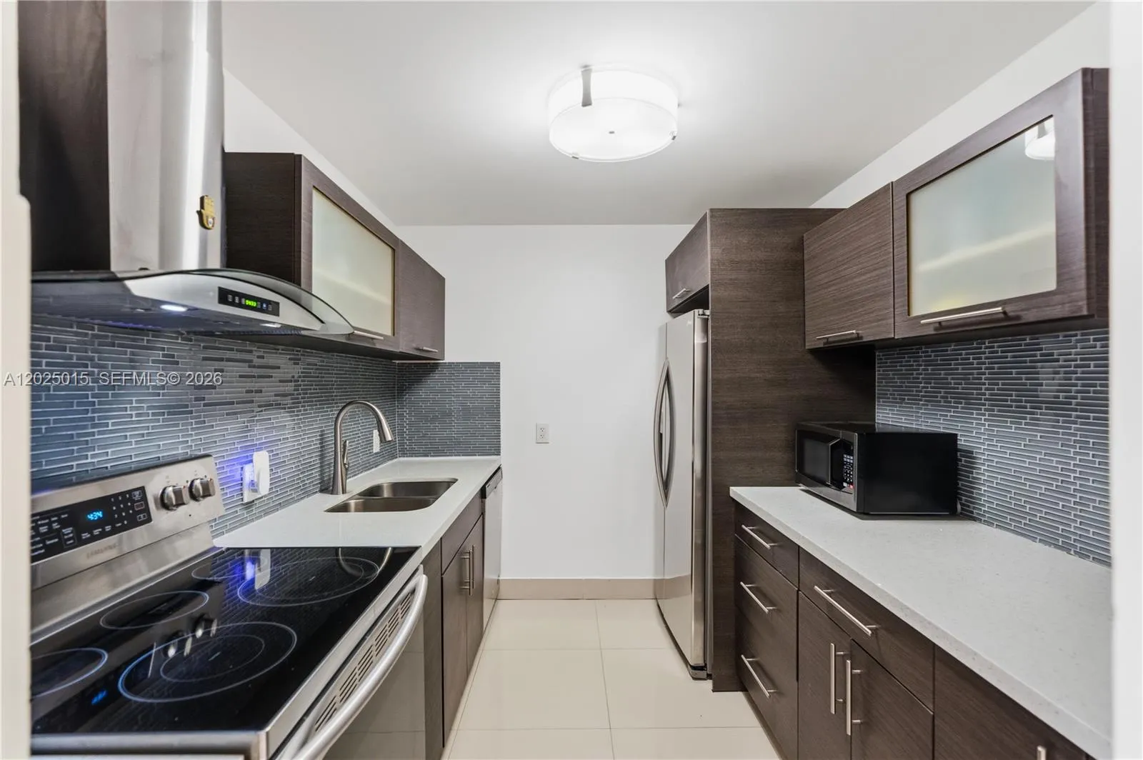 2 bedroom 2 bath for sale at 3625 N Country Club Dr # 402, Aventura FL 33180