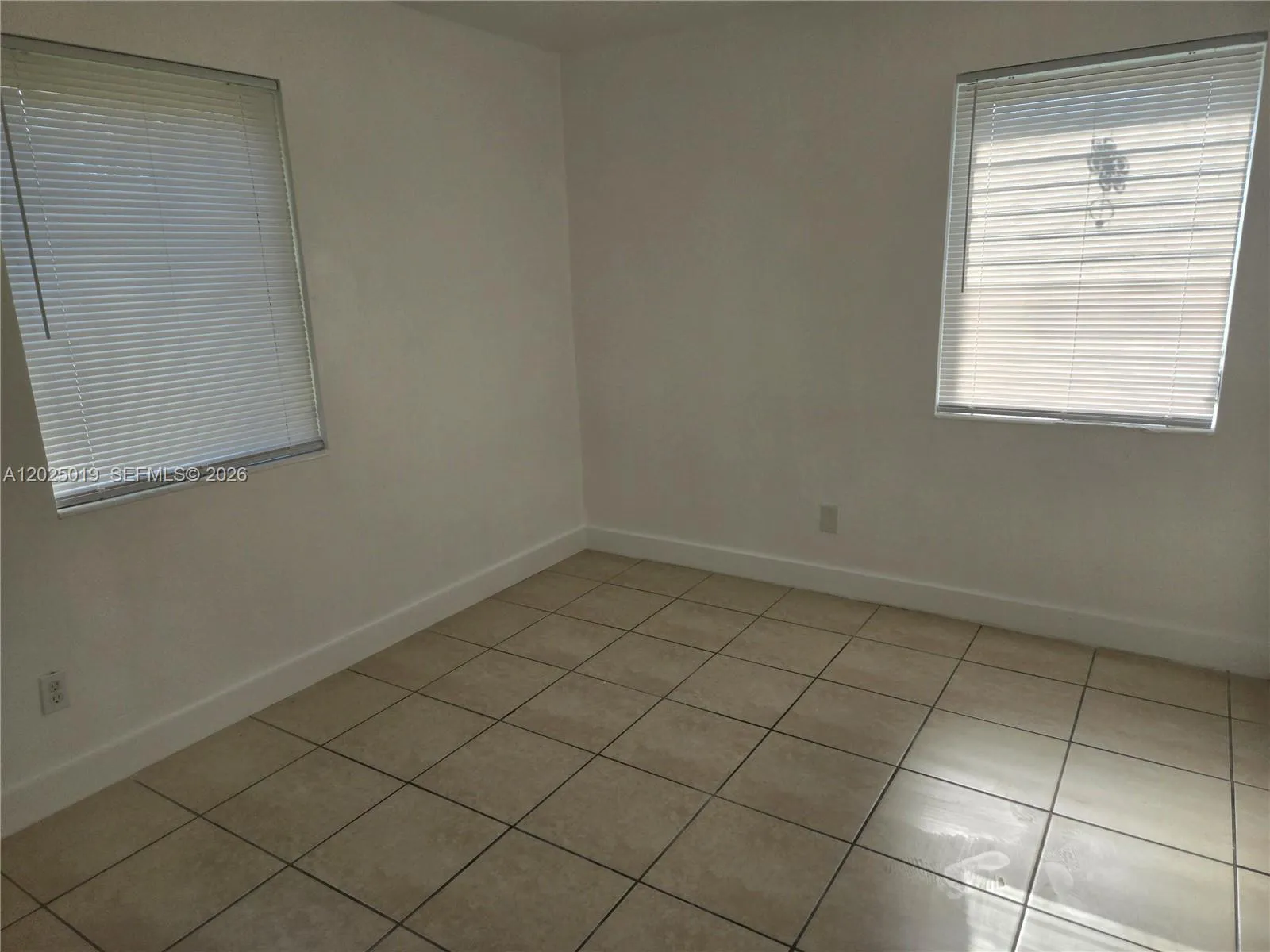 408 NW 8th St # 408, Hallandale Beach FL 33009