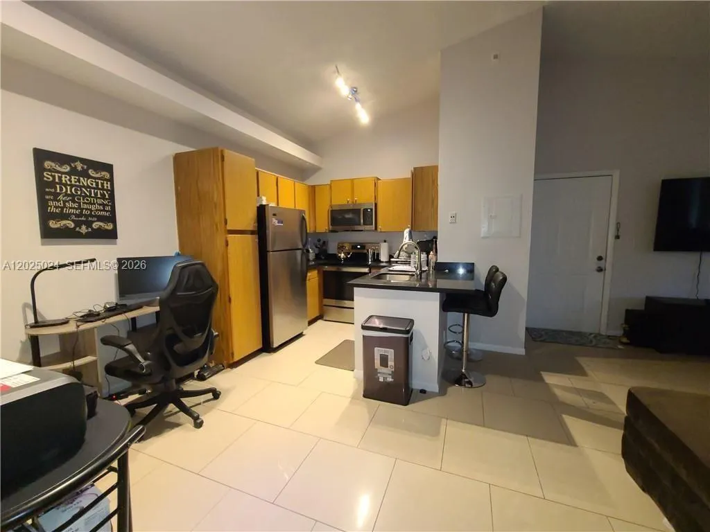 631 Lyons Rd # 12205, Coconut Creek FL 33063