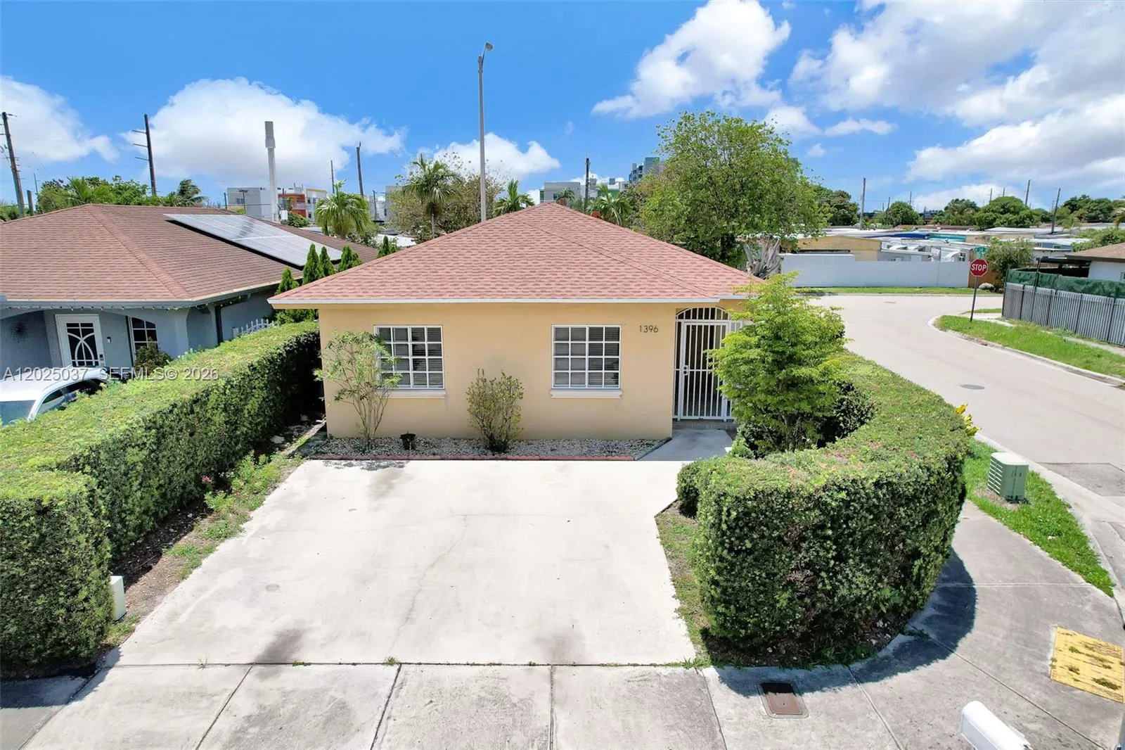1396 W 30th St, Hialeah FL 33012
