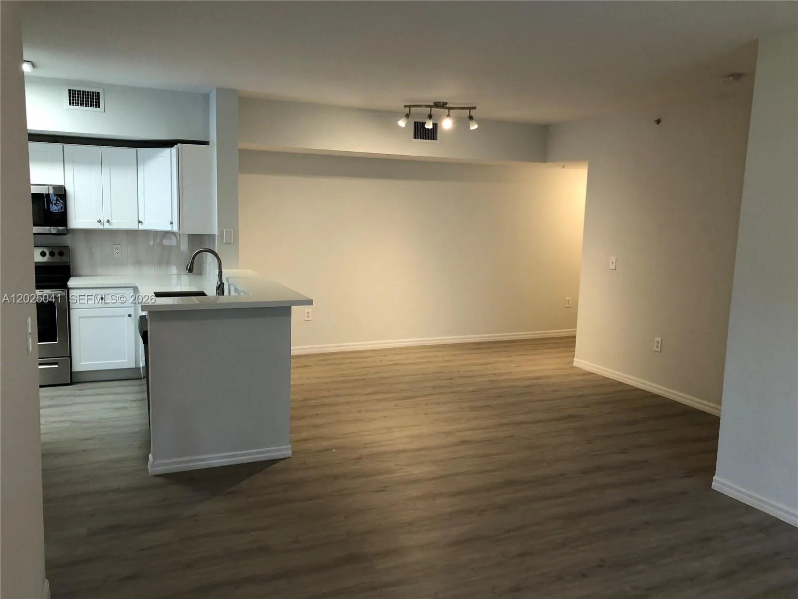 2544 Centergate Dr # 108, Miramar FL 33025