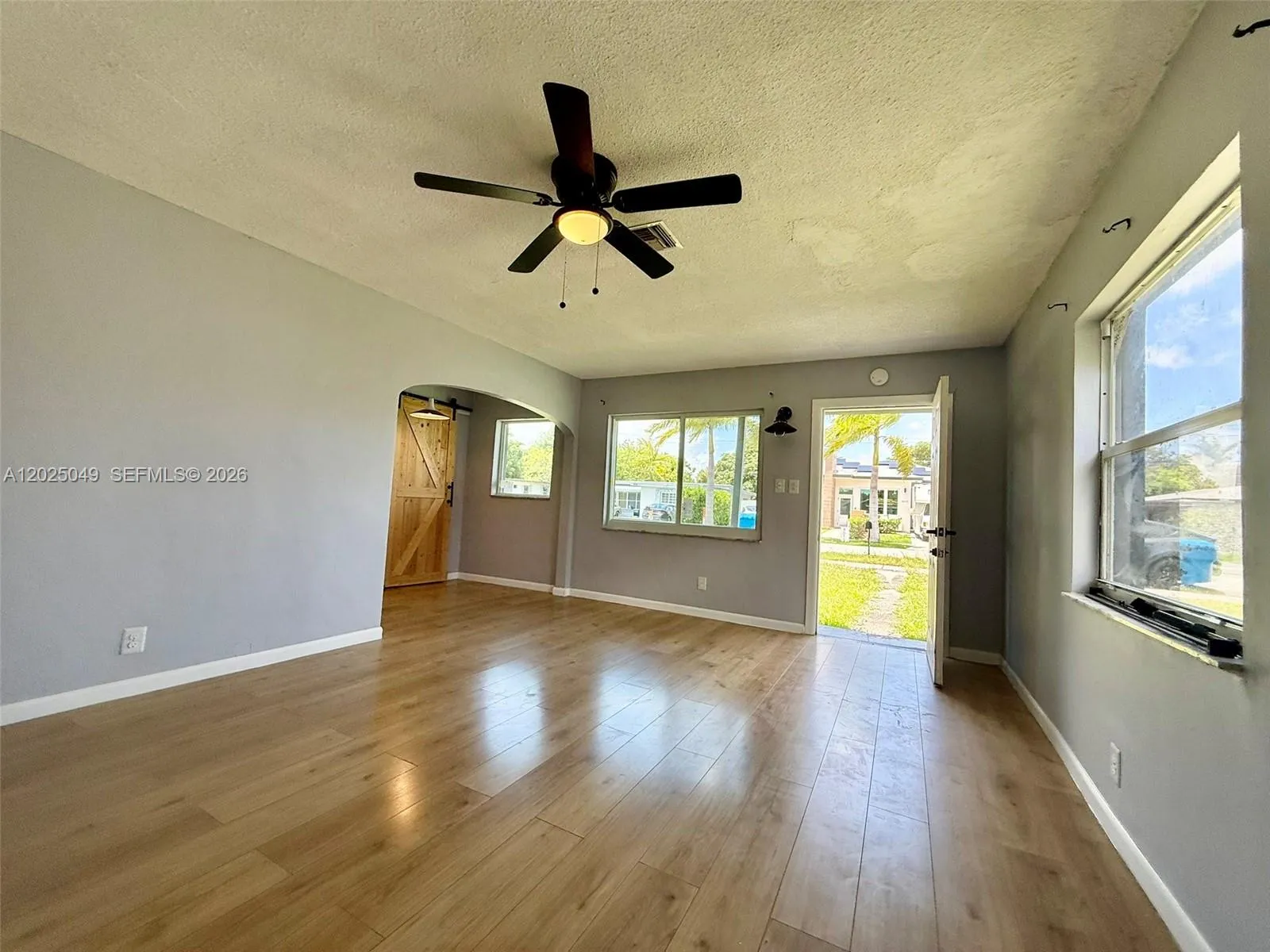 4030 SW 28th St, West Park FL 33023
