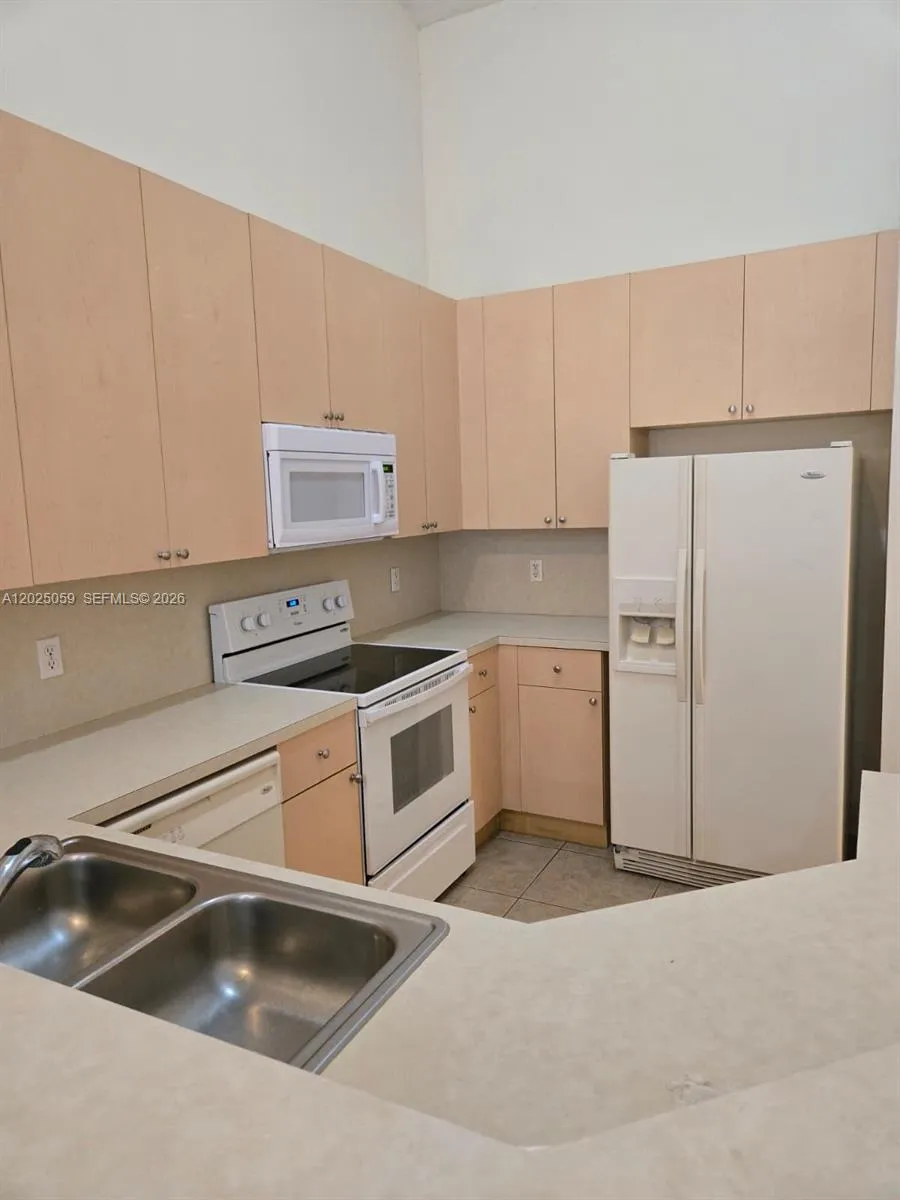 1158 NE 32nd Ave # 1158, Homestead FL 33033
