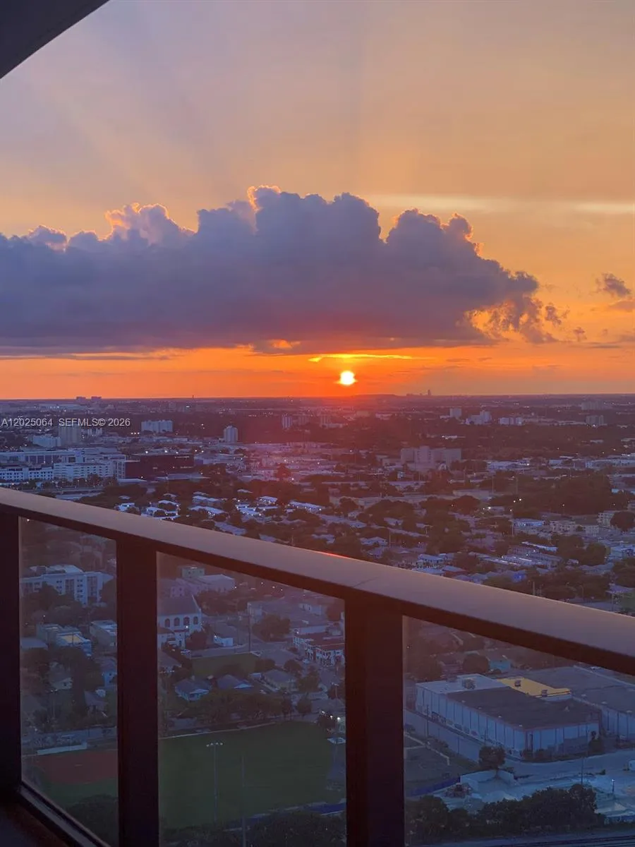 1600 NE 1 AVE # 3519, Miami FL 33132