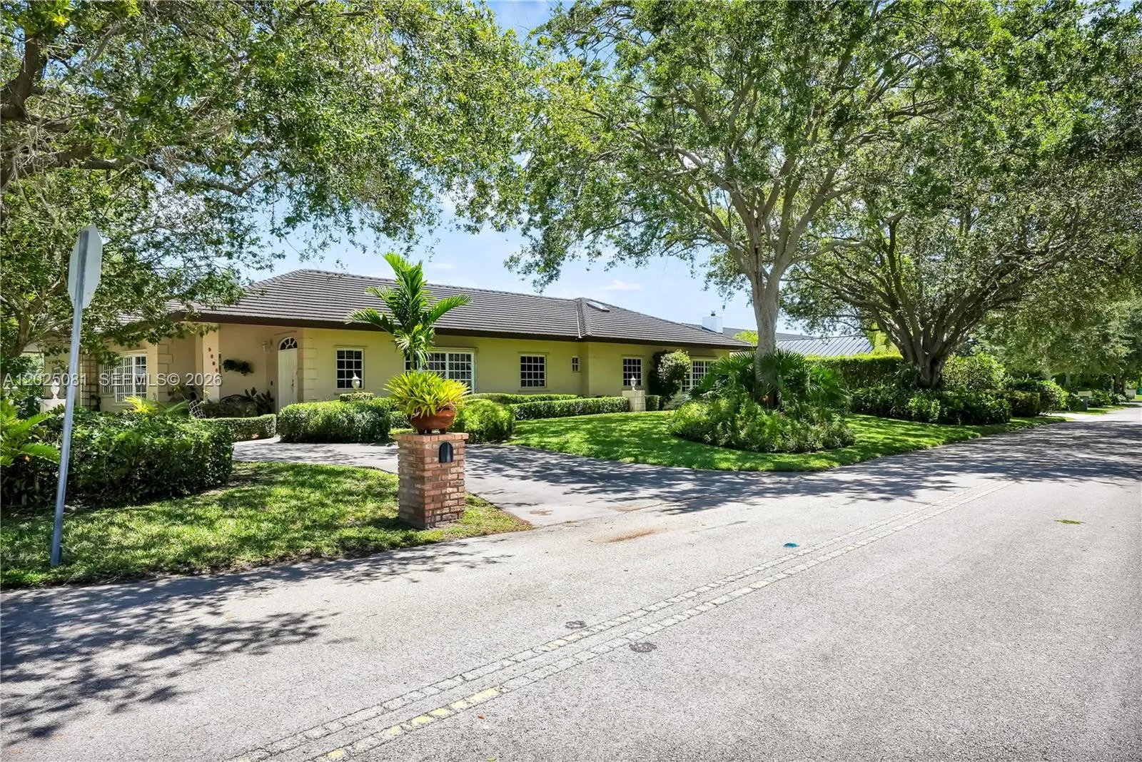 9861 SW 130th St, Miami FL 33176