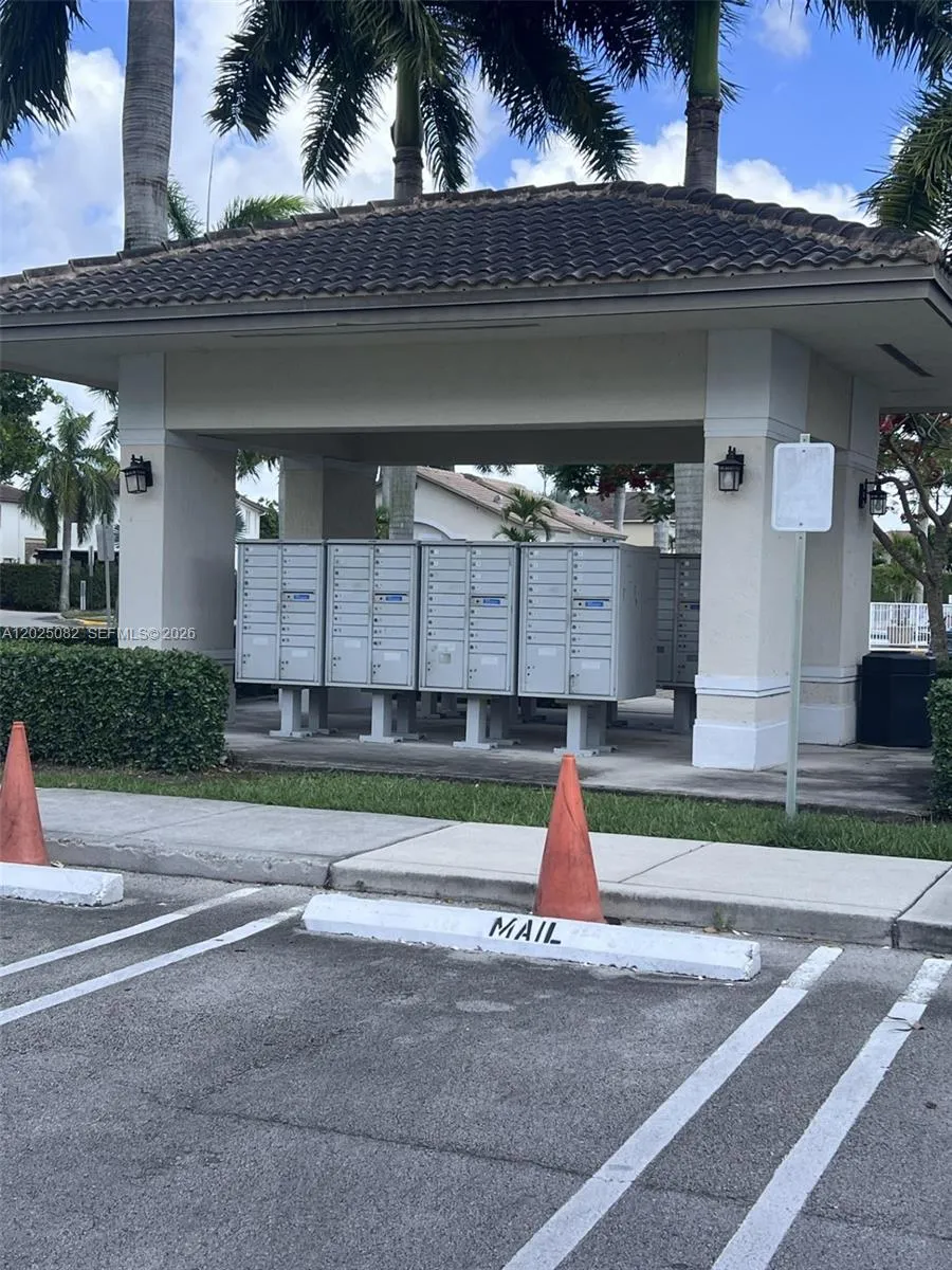 11601 NW 89th St # 222, Doral FL 33178