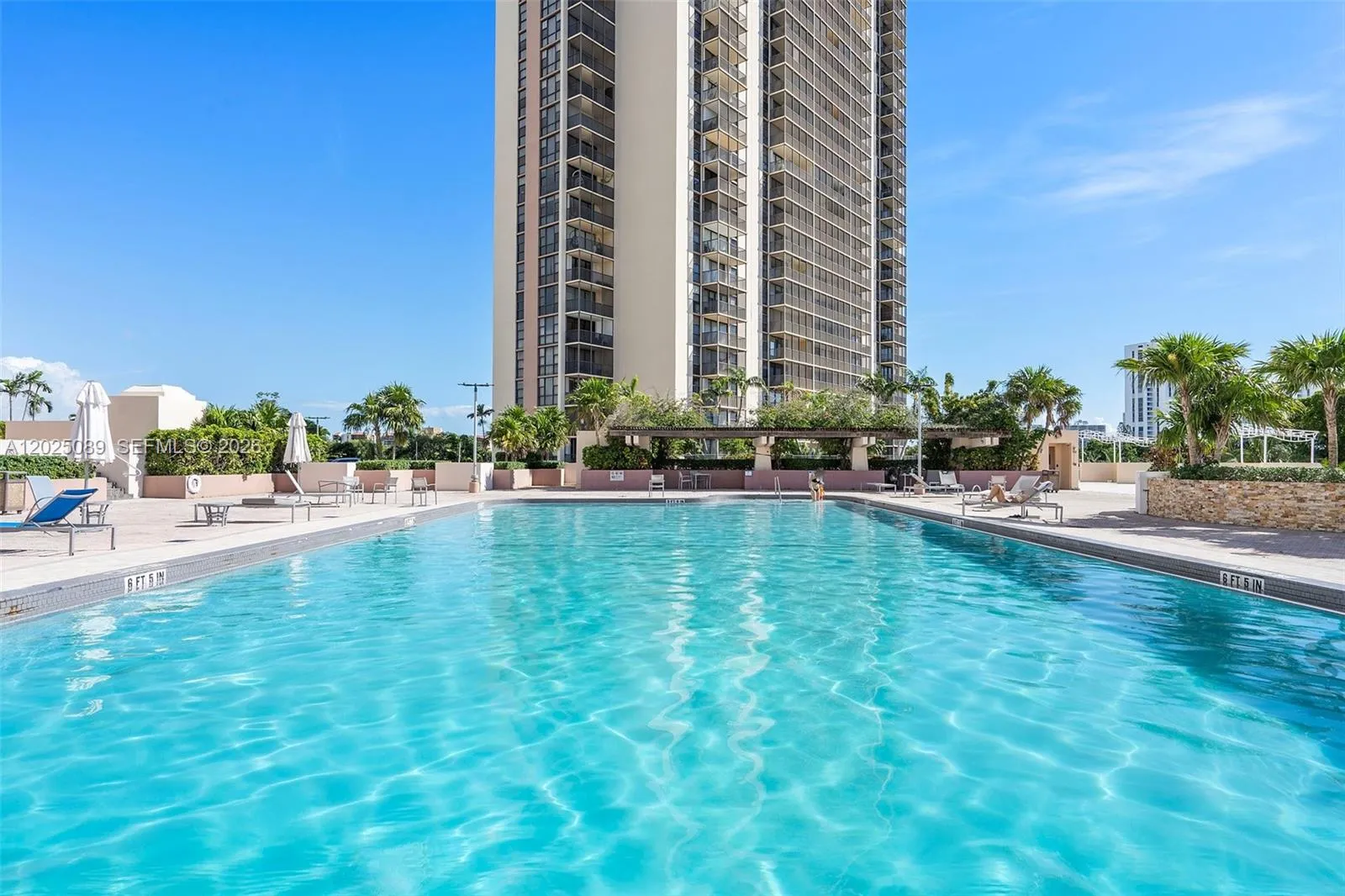 20379 W Country Club Dr # 2535, Aventura FL 33180