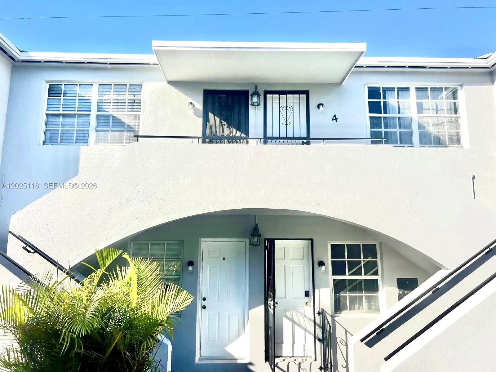 2371 SW 27th St, Miami FL 33133