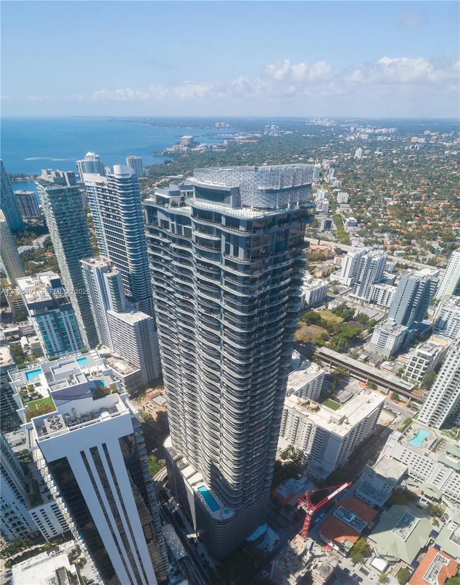 1000 Brickell Plz # 4503, Miami FL 33131