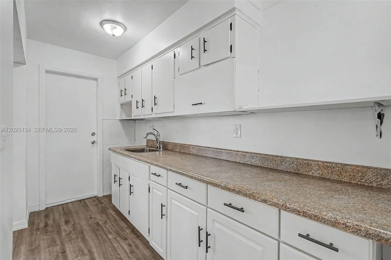 60 NW 79th St # 14, Miami FL 33150