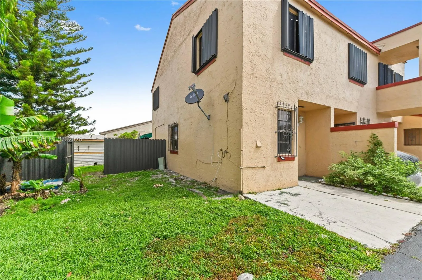 2433 W 52nd Pl # 1, Hialeah FL 33016