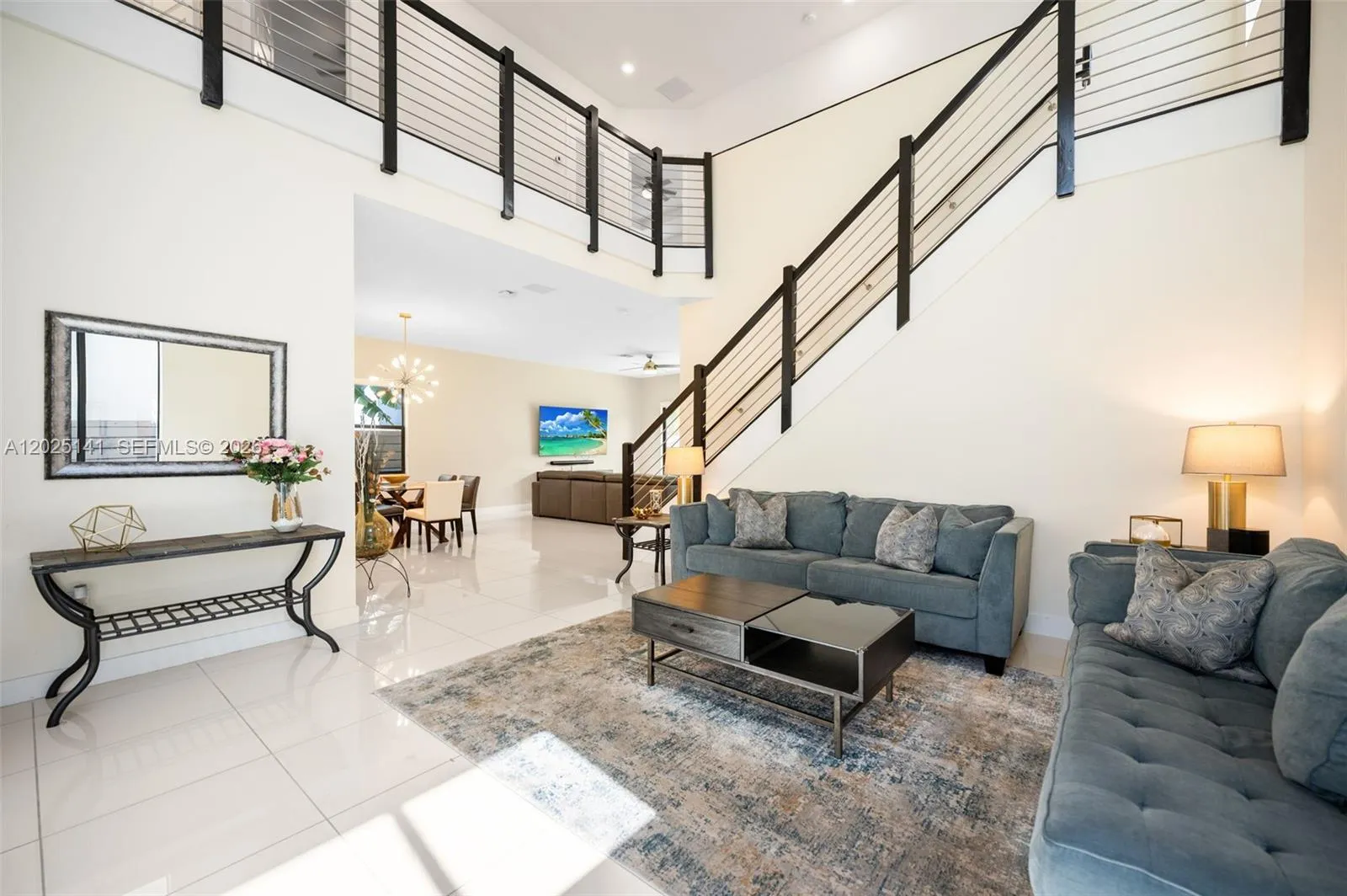 8763 NW 157th Ter, Miami Lakes FL 33018