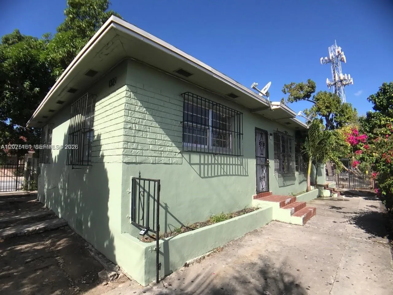 1321 NW 28th St, Miami FL 33142