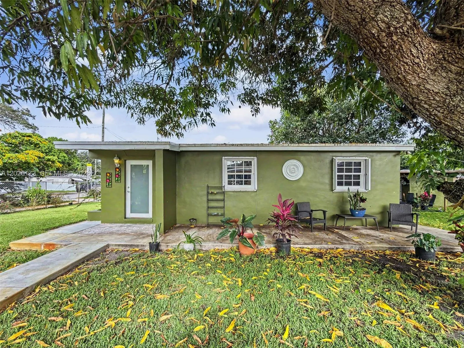 1901 NW 153rd St, Miami Gardens FL 33054