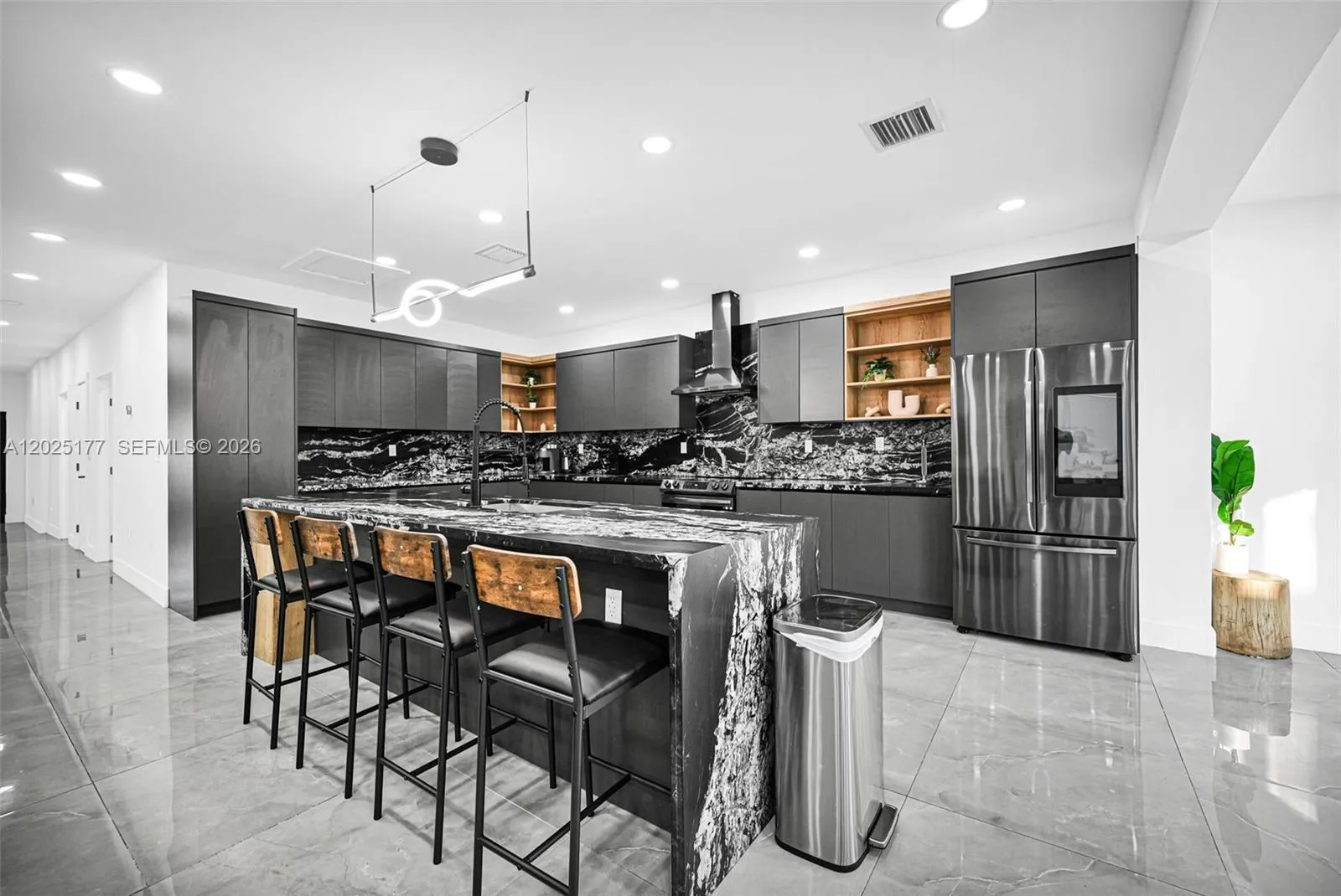 112 NW 53rd St, Miami FL 33127