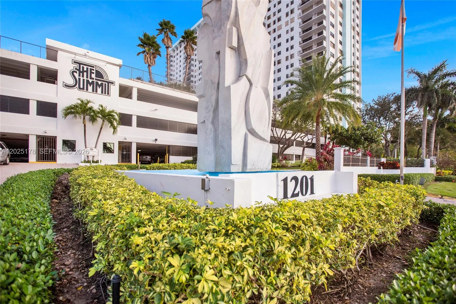 1201 S Ocean Dr # 609S, Hollywood FL 33019
