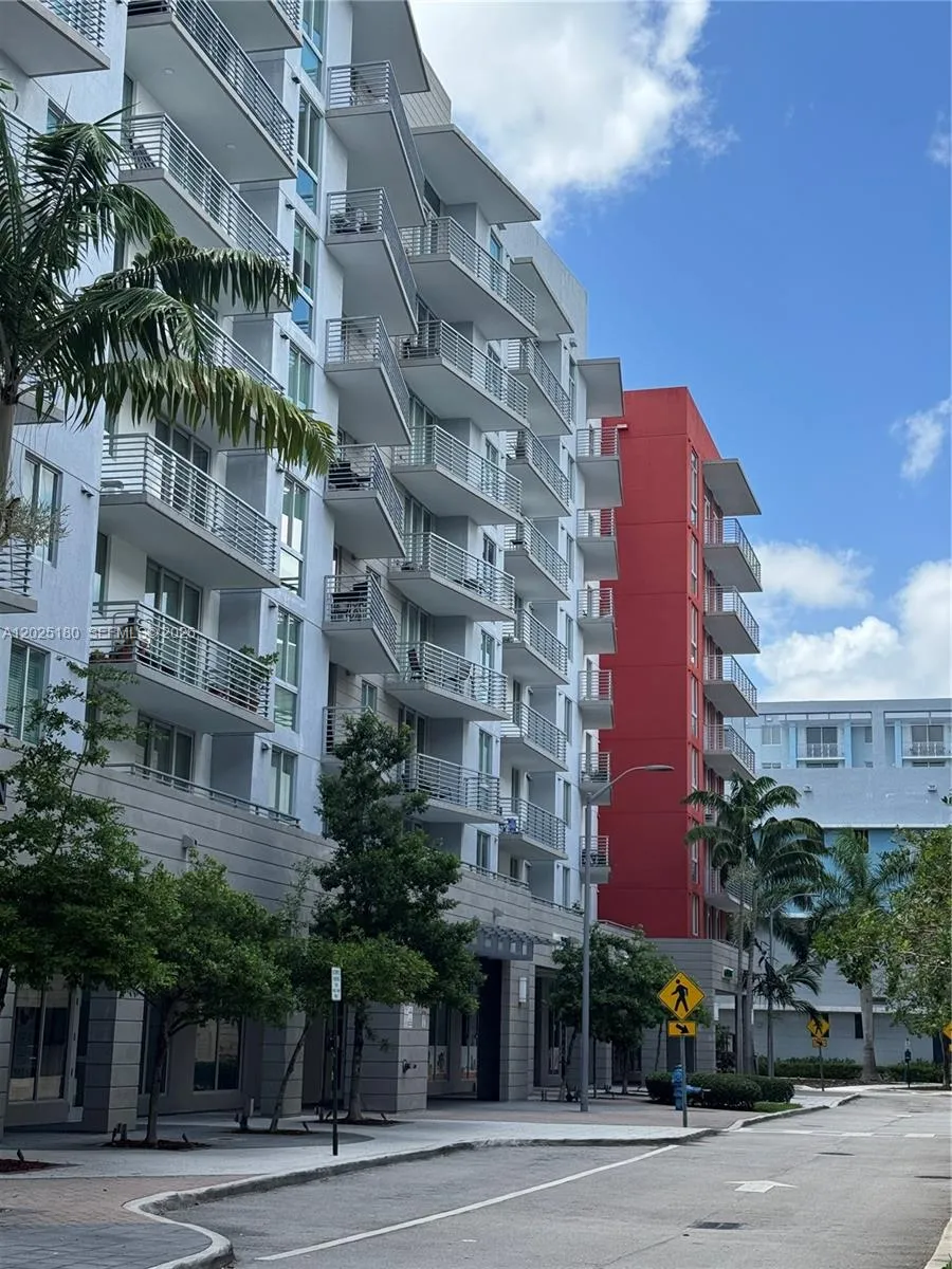 7875 NW 107th Ave # 602, Doral FL 33178