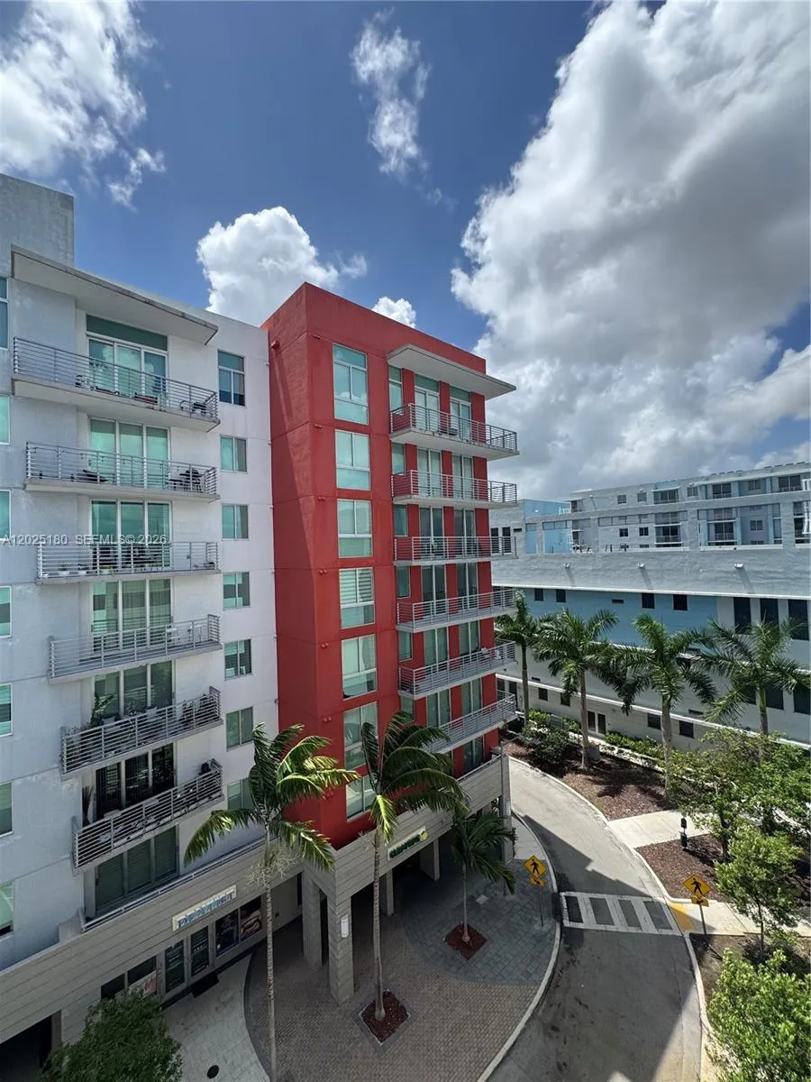 7875 NW 107th Ave # 602, Doral FL 33178