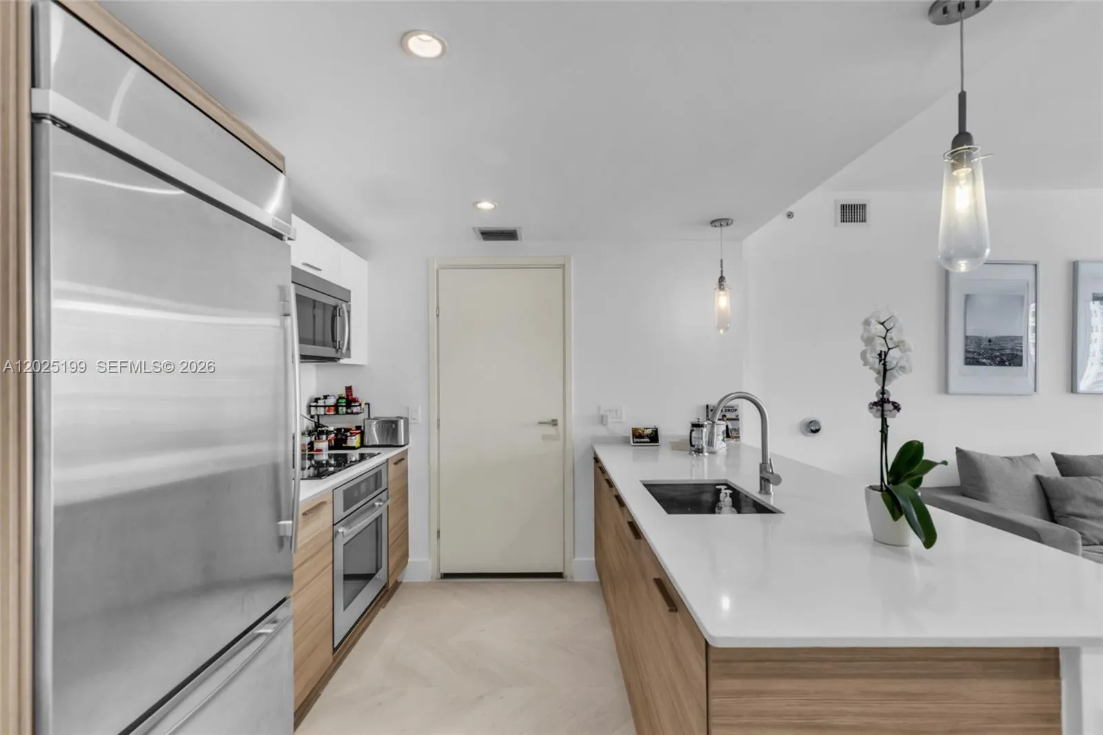 1300 Brickell Bay Dr # 3408, Miami FL 33131