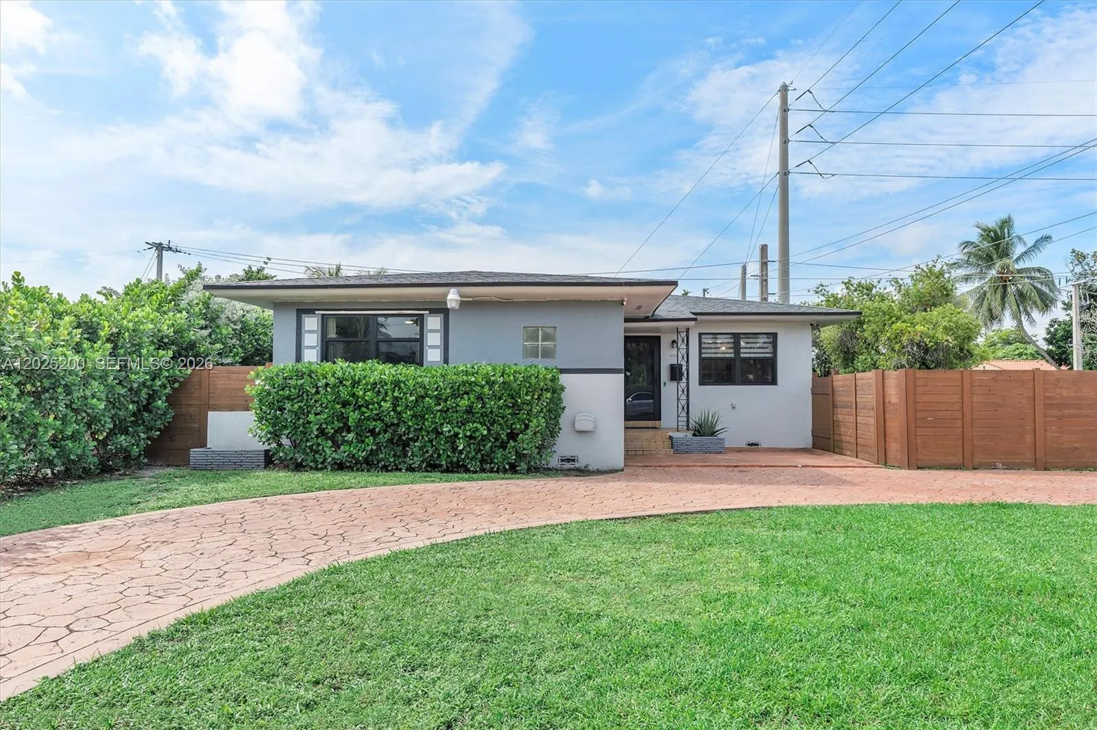 1300 NE 161st St # 1300, North Miami Beach FL 33162