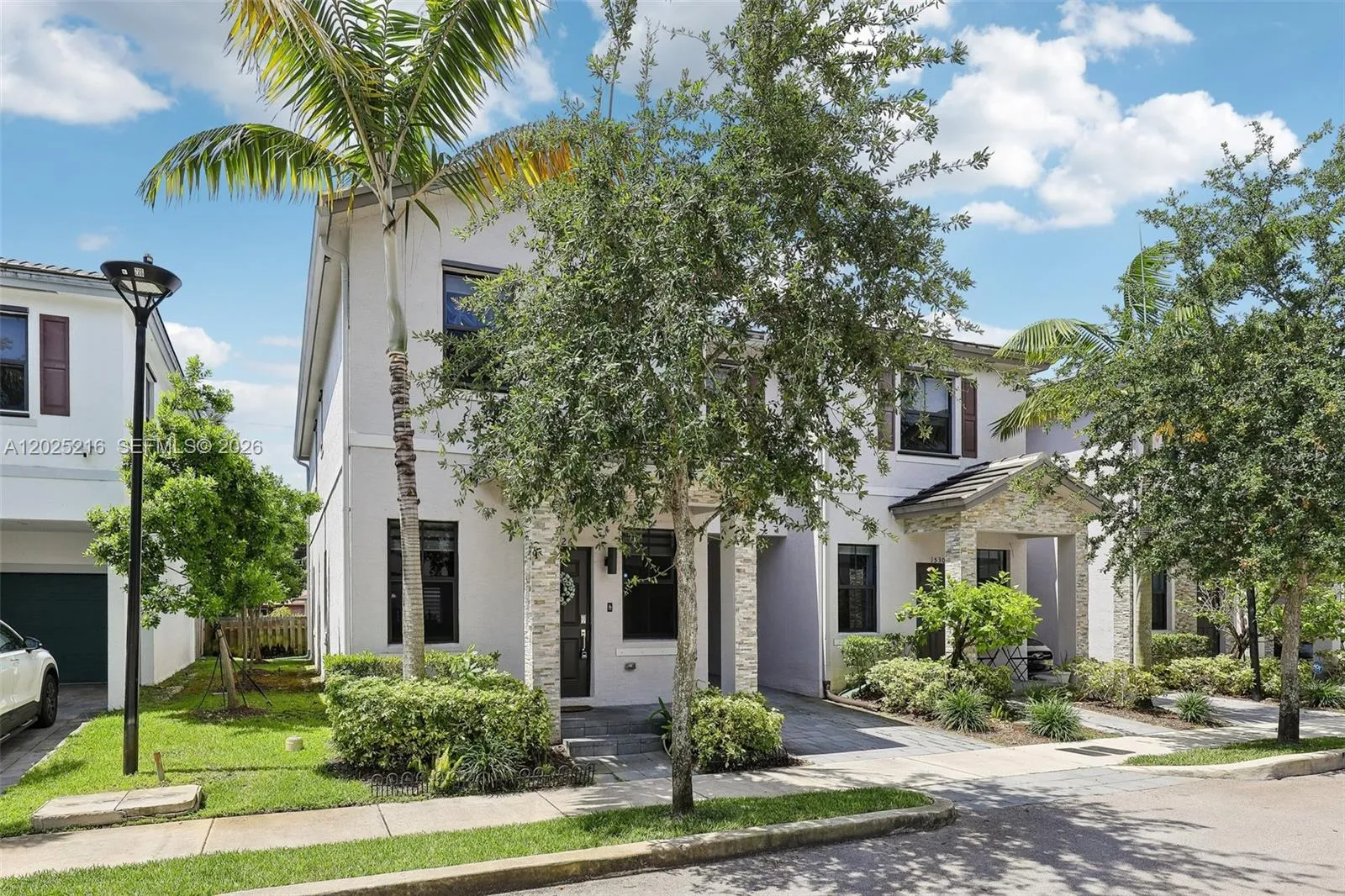 1526 SW 29th St, Fort Lauderdale FL 33315