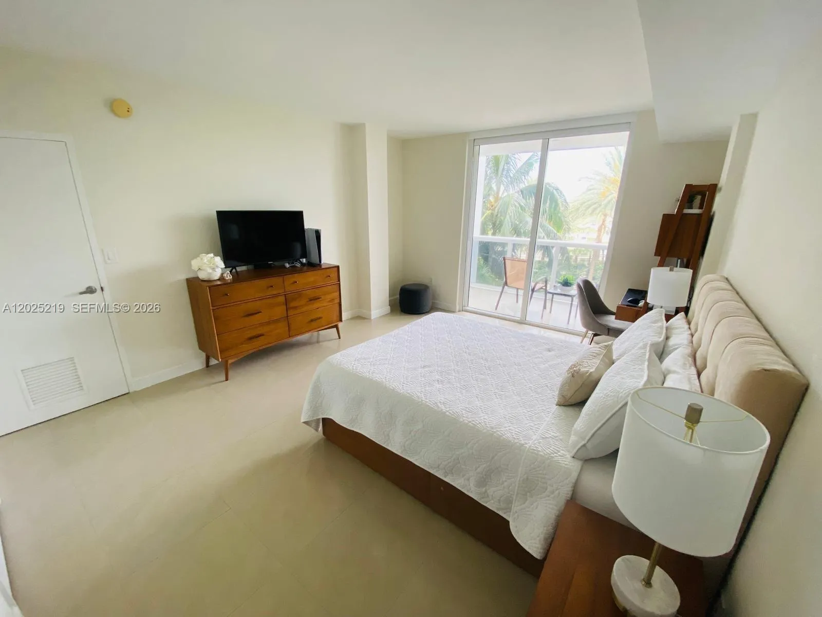 10275 E Collins Ave # 324, Bal Harbour FL 33154