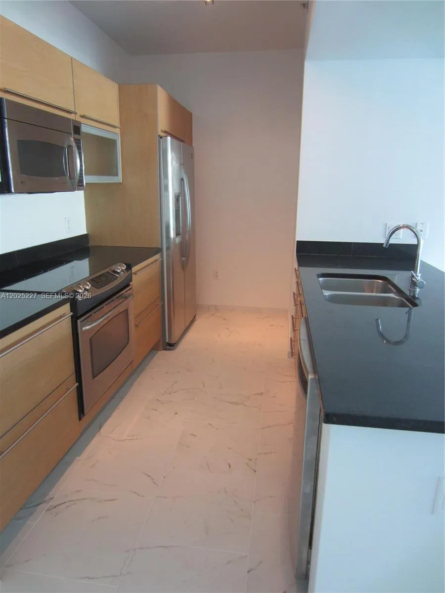 951 BRICKELL AV # 3401, Miami FL 33131