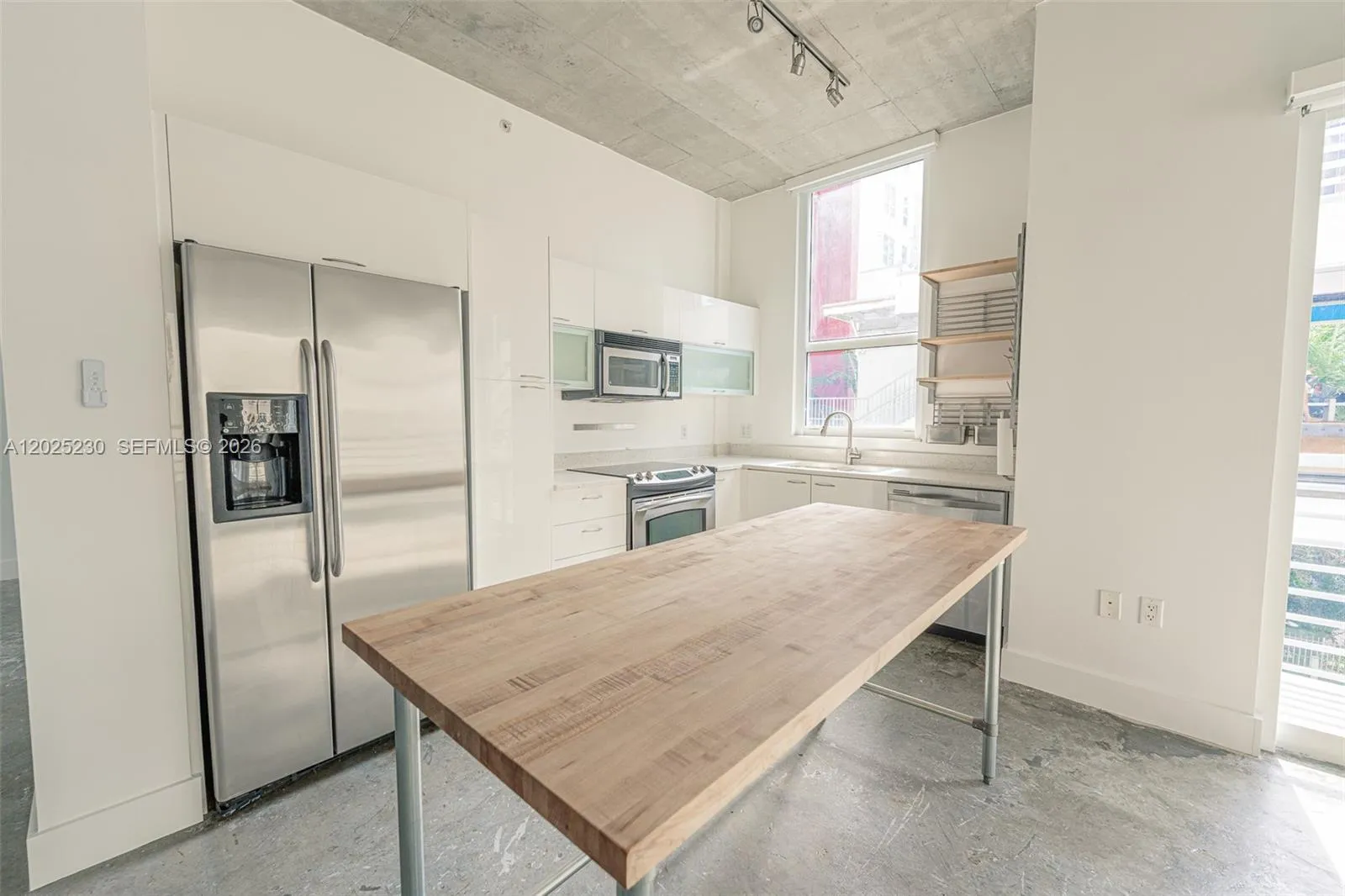 133 NE 2nd Ave # 312, Miami FL 33132
