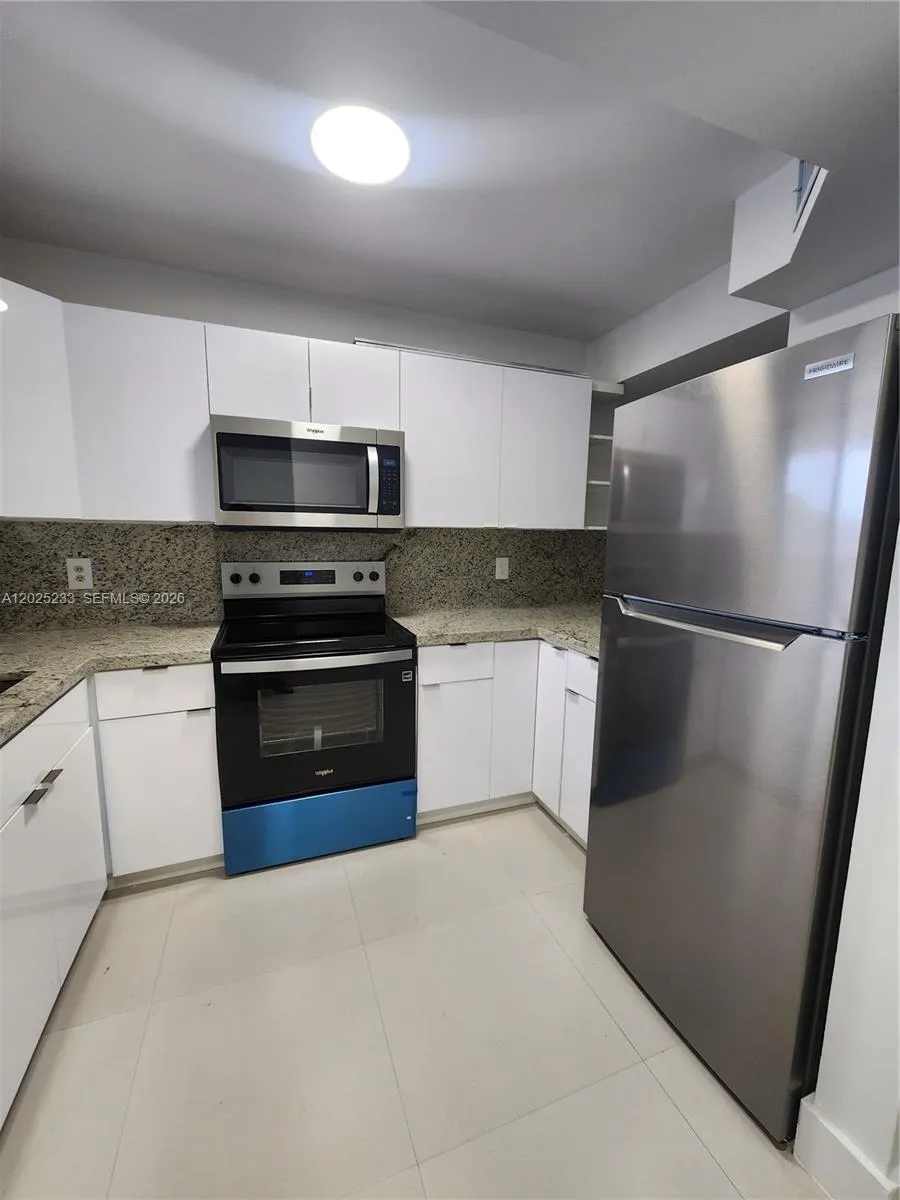 7785 W 30th Ct # 203, Hialeah FL 33018