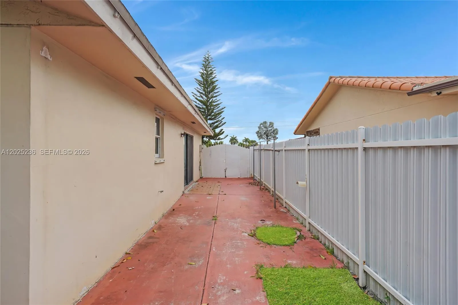 1201 SW 142nd Ave, Miami FL 33184