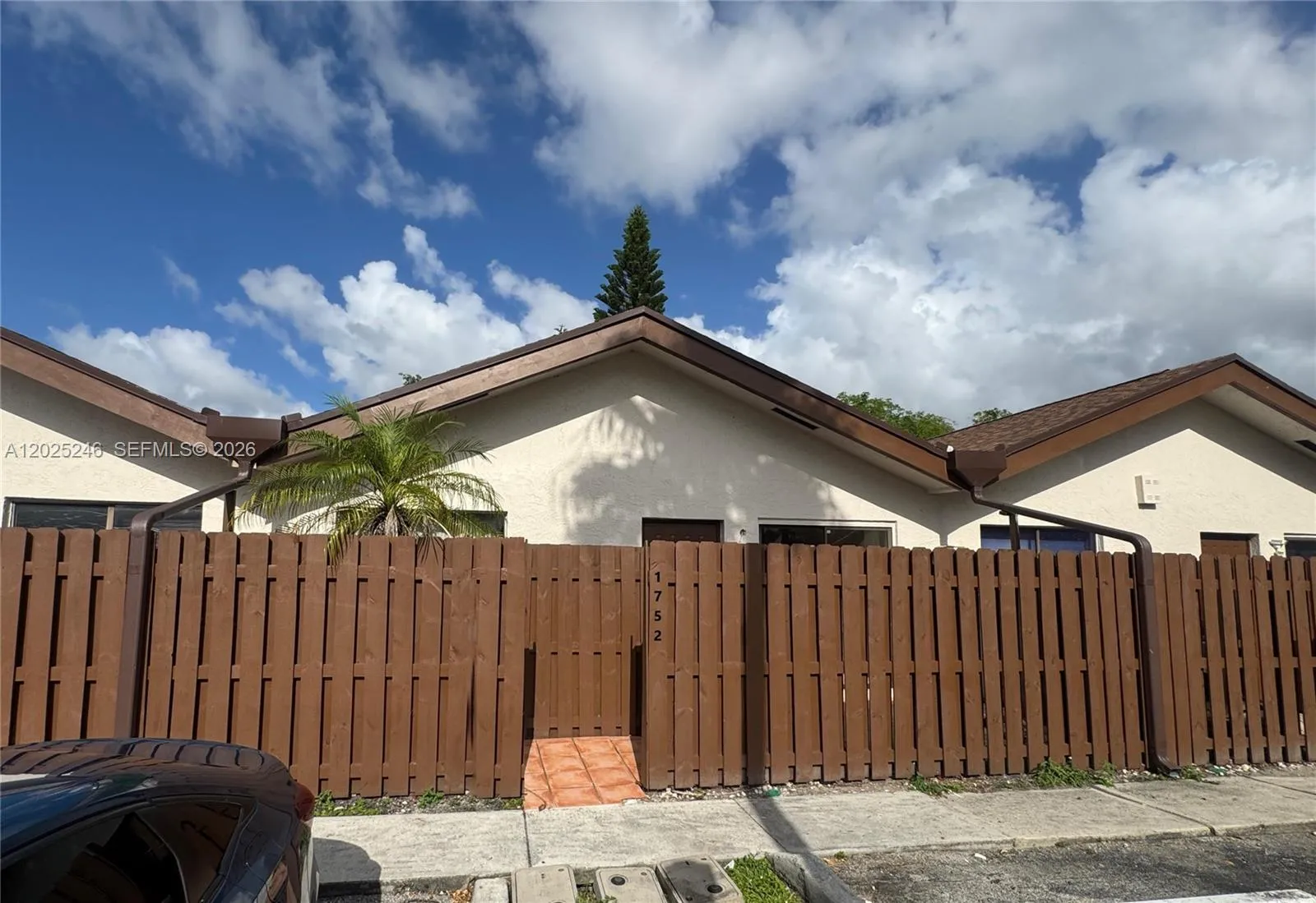 1752 NW 72nd Ave # 83, Plantation FL 33313