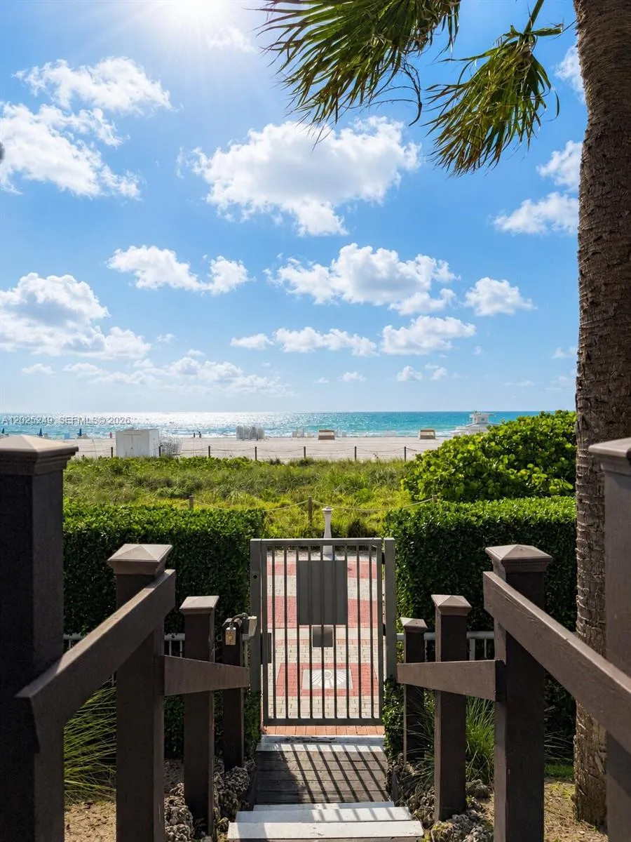 3737 Collins Ave # 1003, Miami Beach FL 33140