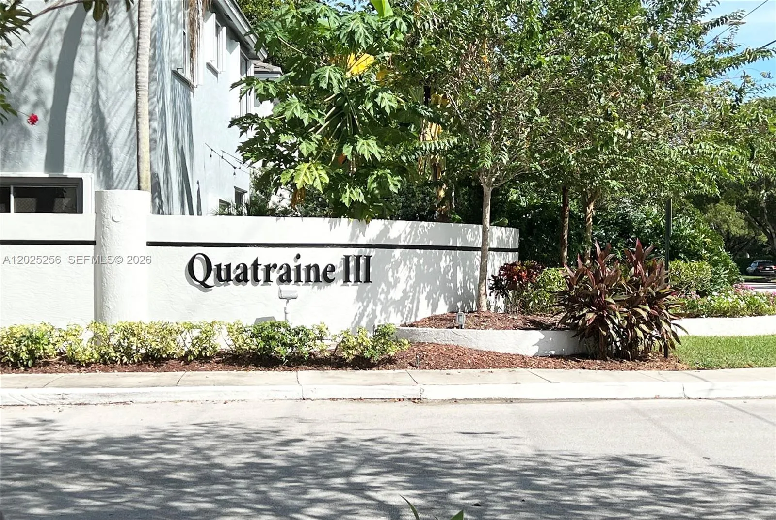 9832 NW 9th Ct, Plantation FL 33324