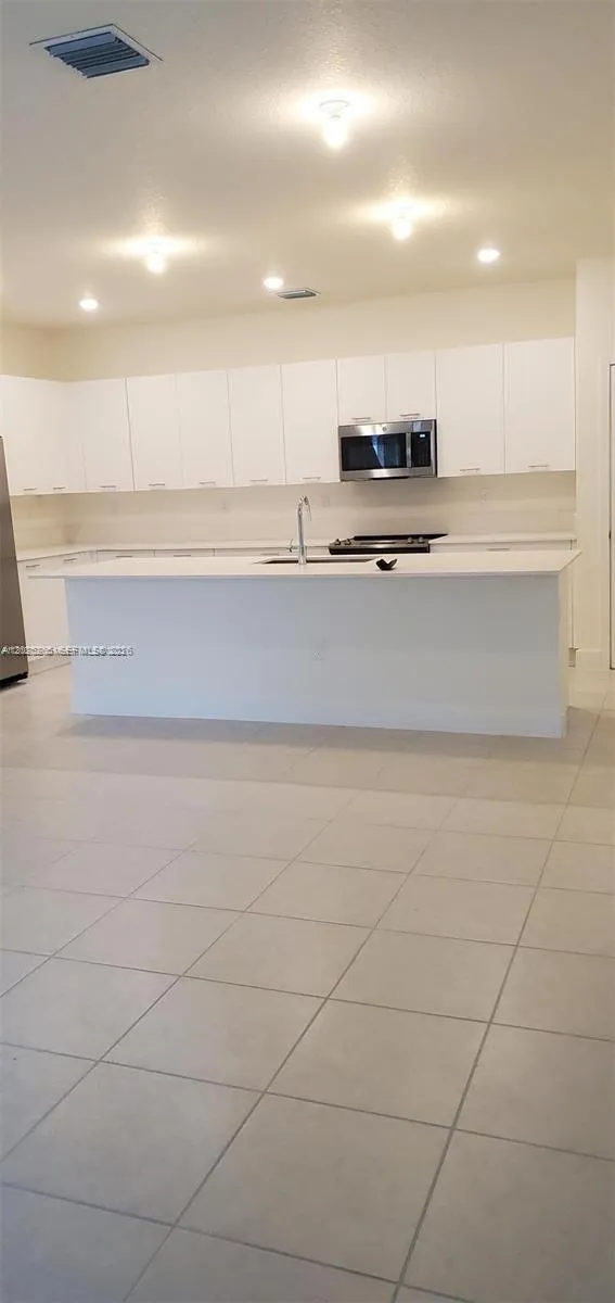 4425 NW 83rd Pkwy # 4425, Doral FL 33166